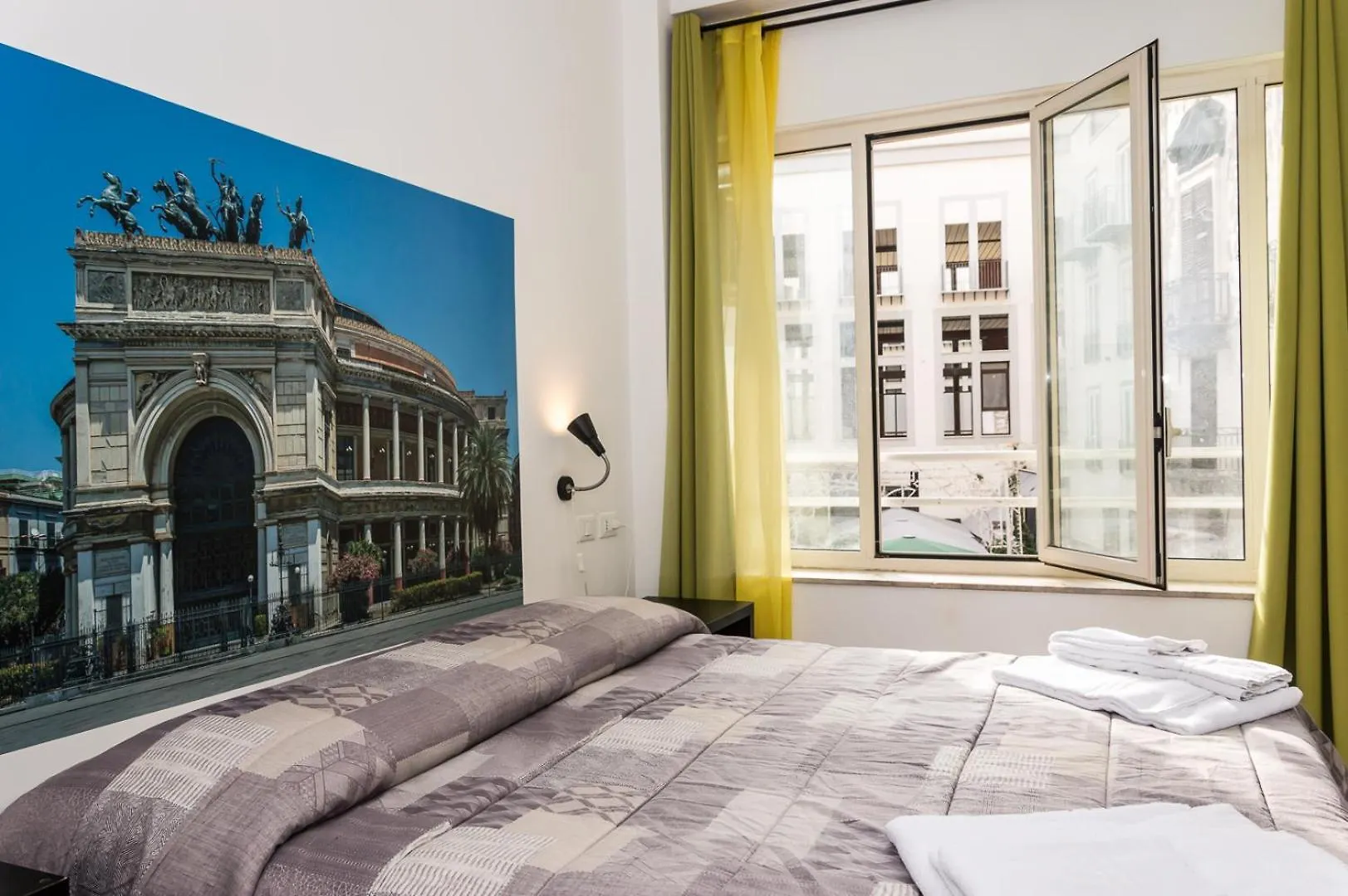 Into Palermo B&B 3*,
