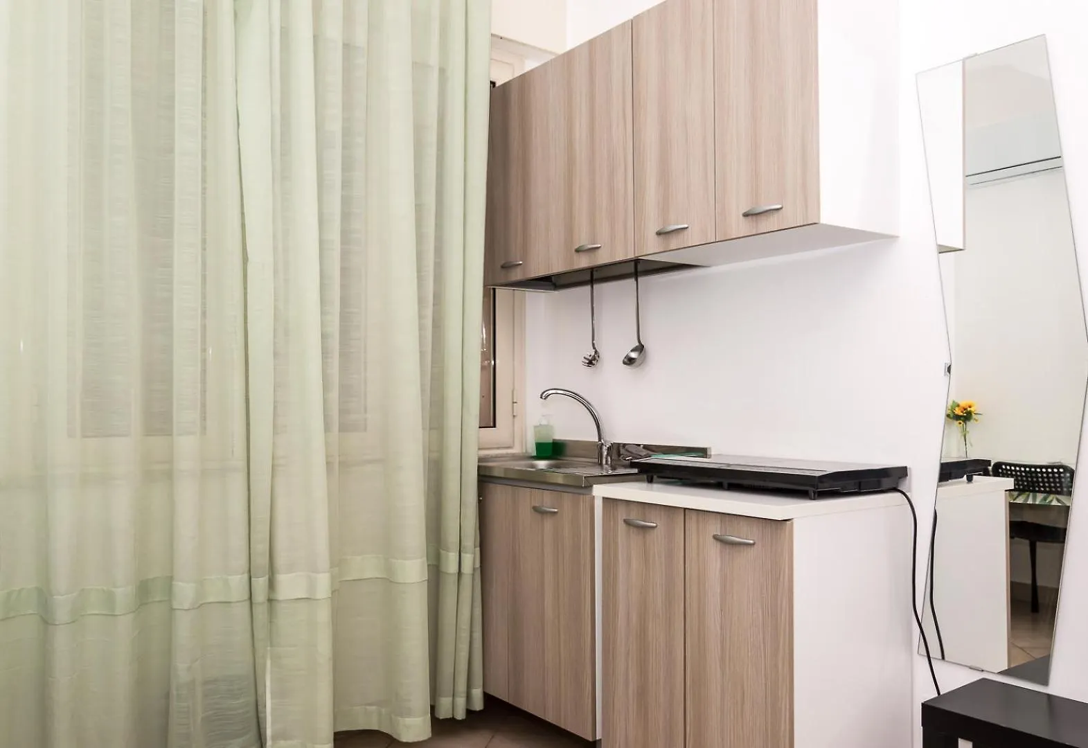 Into Palermo B&B Bed & Breakfast