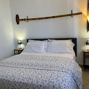 La Corte Di Silvia Malpensa , Cardano Al Campo Italy