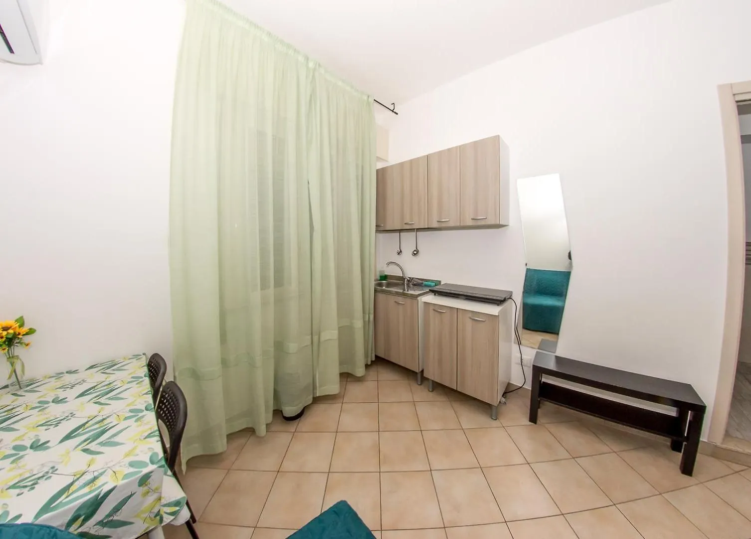 Into Palermo B&B 3*,