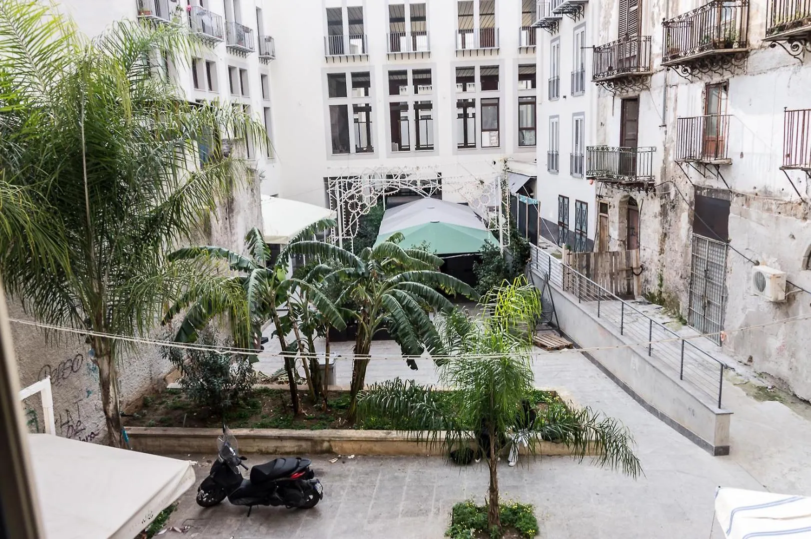 Into Palermo B&B Italy