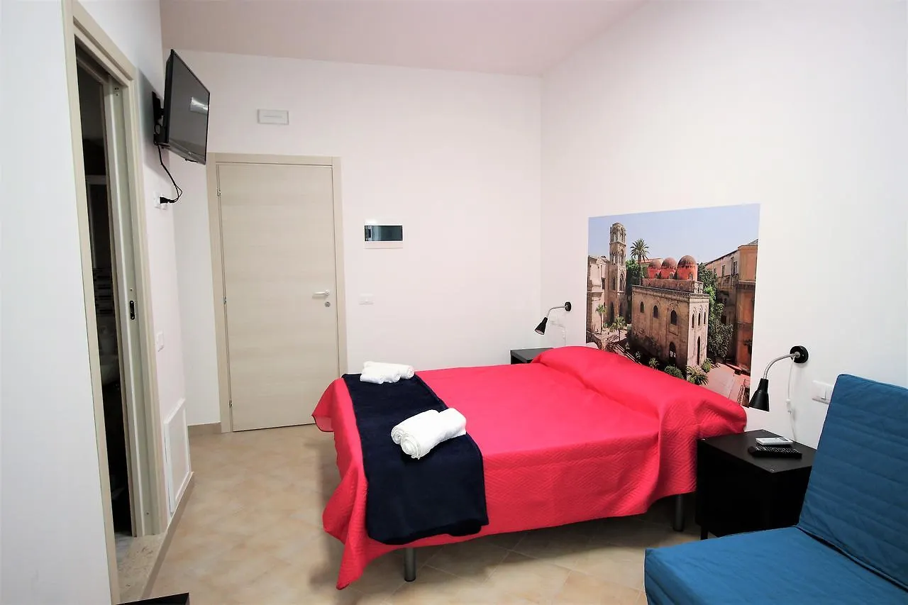 Into Palermo B&B 3*,